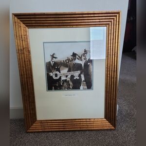 20" x 24" Gold frame W/hanging hardware